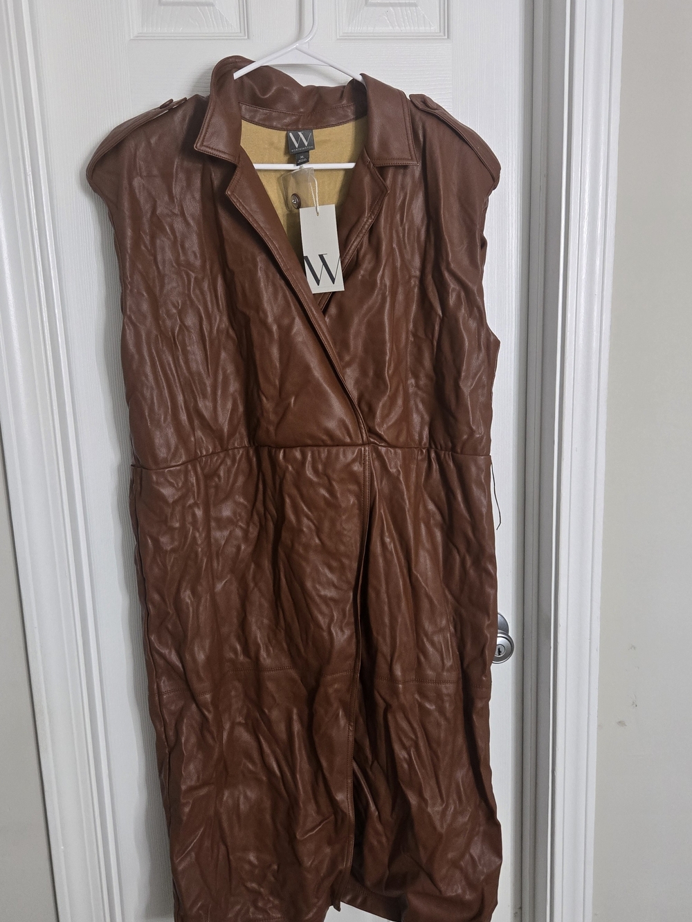 W Leather Sleeveless Trench Vest in Rich Chestnut New **